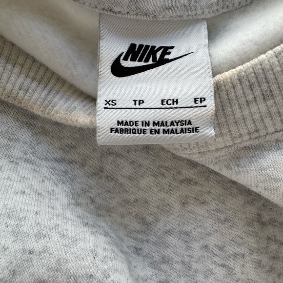 Nike embroidered Phoenix Fleece Women's High-Waisted Oversized Sweatsuit XS - Picture 7 of 8